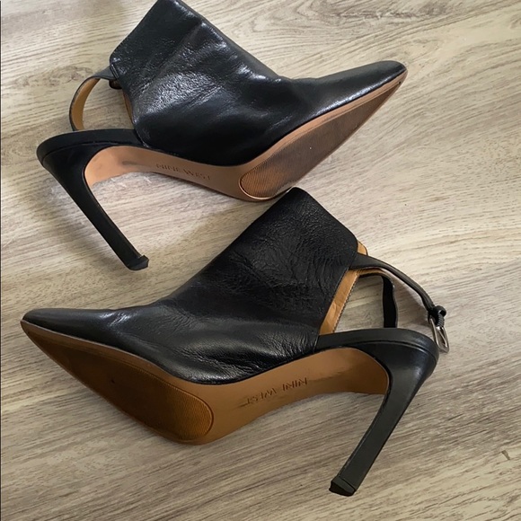 Nine West size 10, 3inch heel, black - Picture 2 of 3